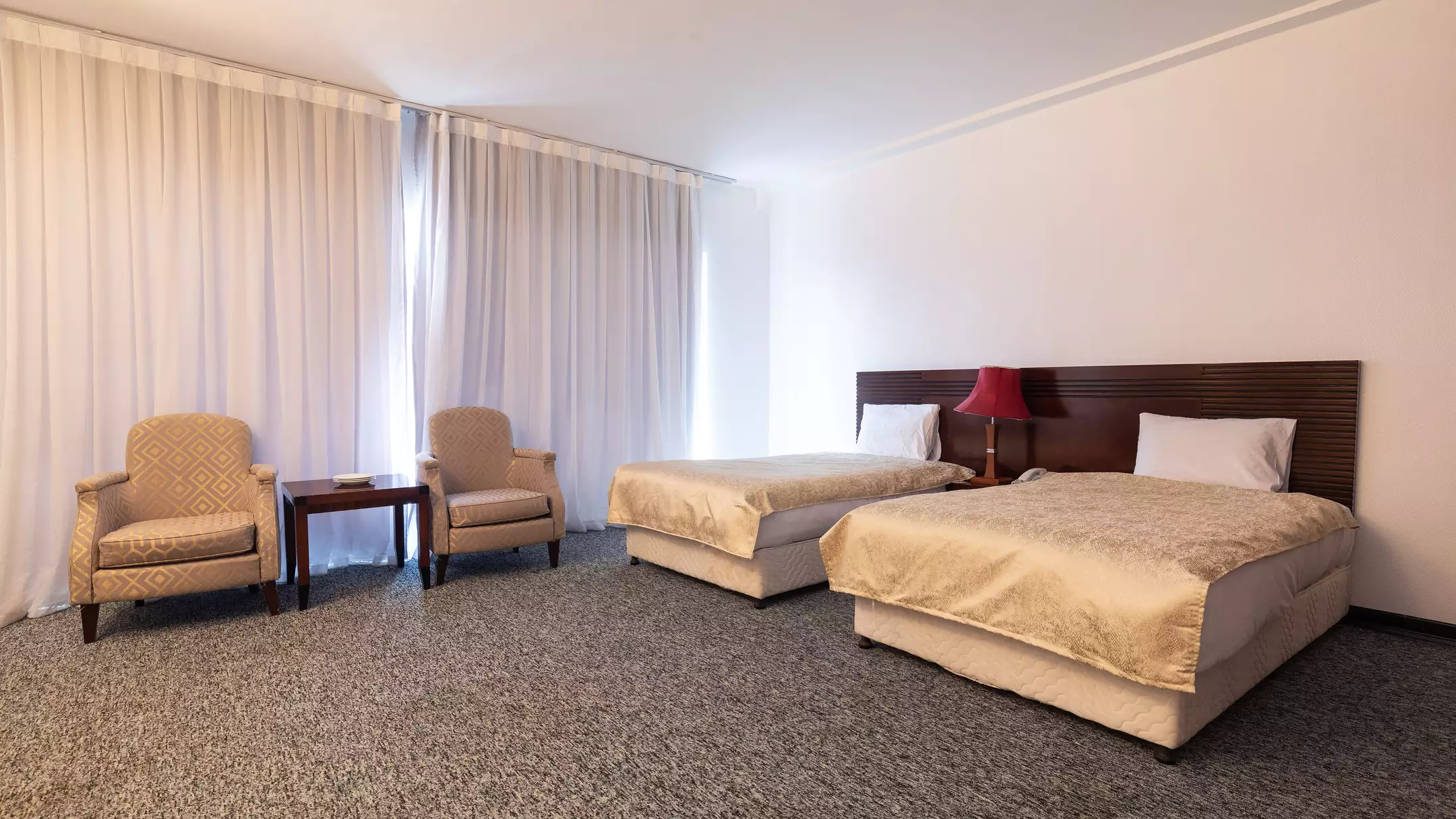 هتل ارم سه و چهار ستاره  کیش